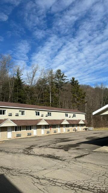 Economy Inn Alfred 외부 사진