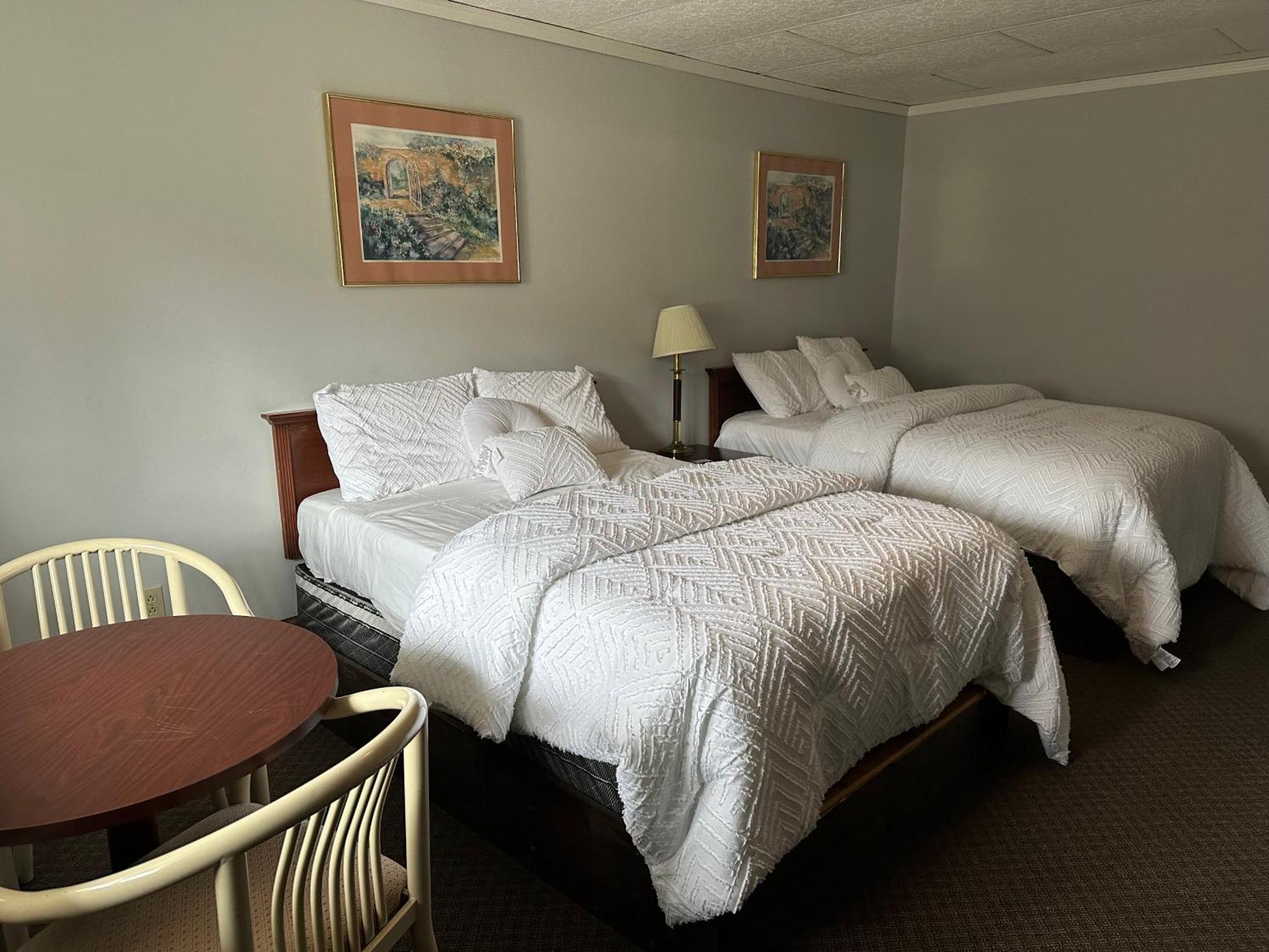 Economy Inn Alfred 외부 사진