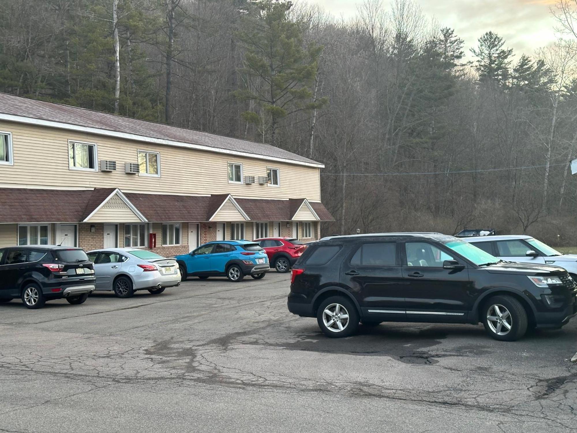 Economy Inn Alfred 외부 사진