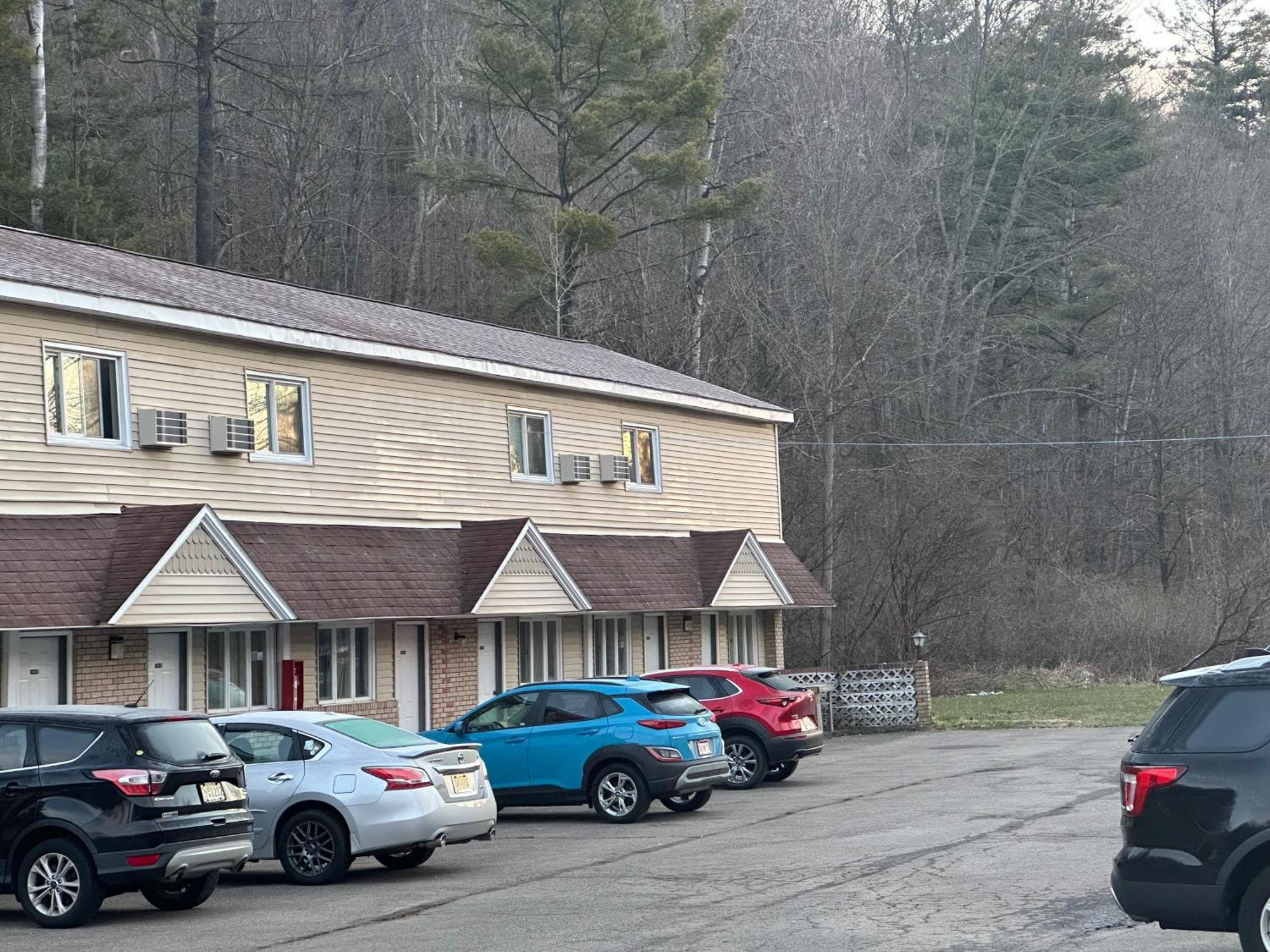 Economy Inn Alfred 외부 사진