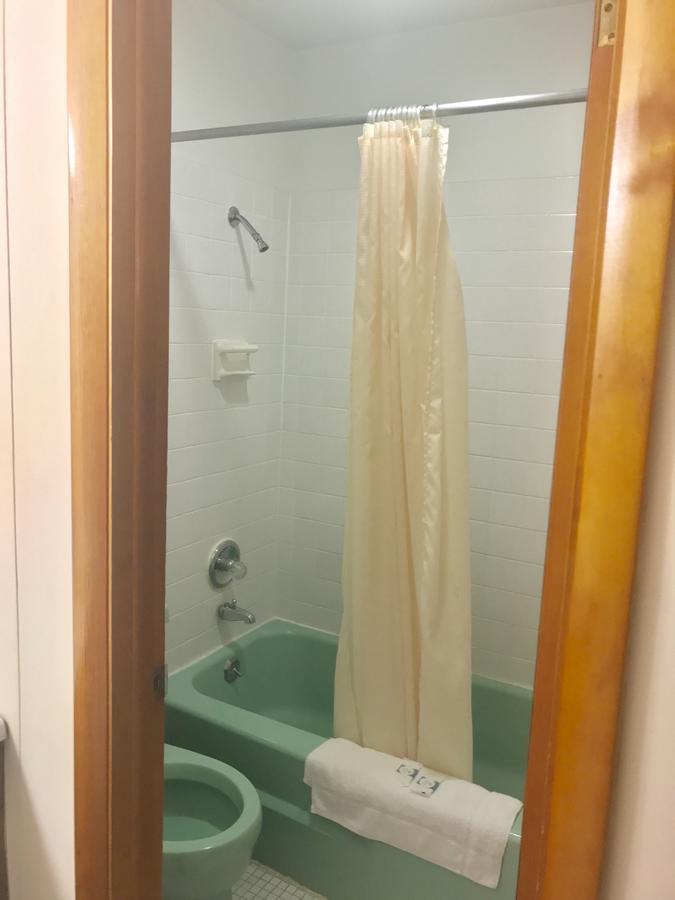 Economy Inn Alfred 외부 사진