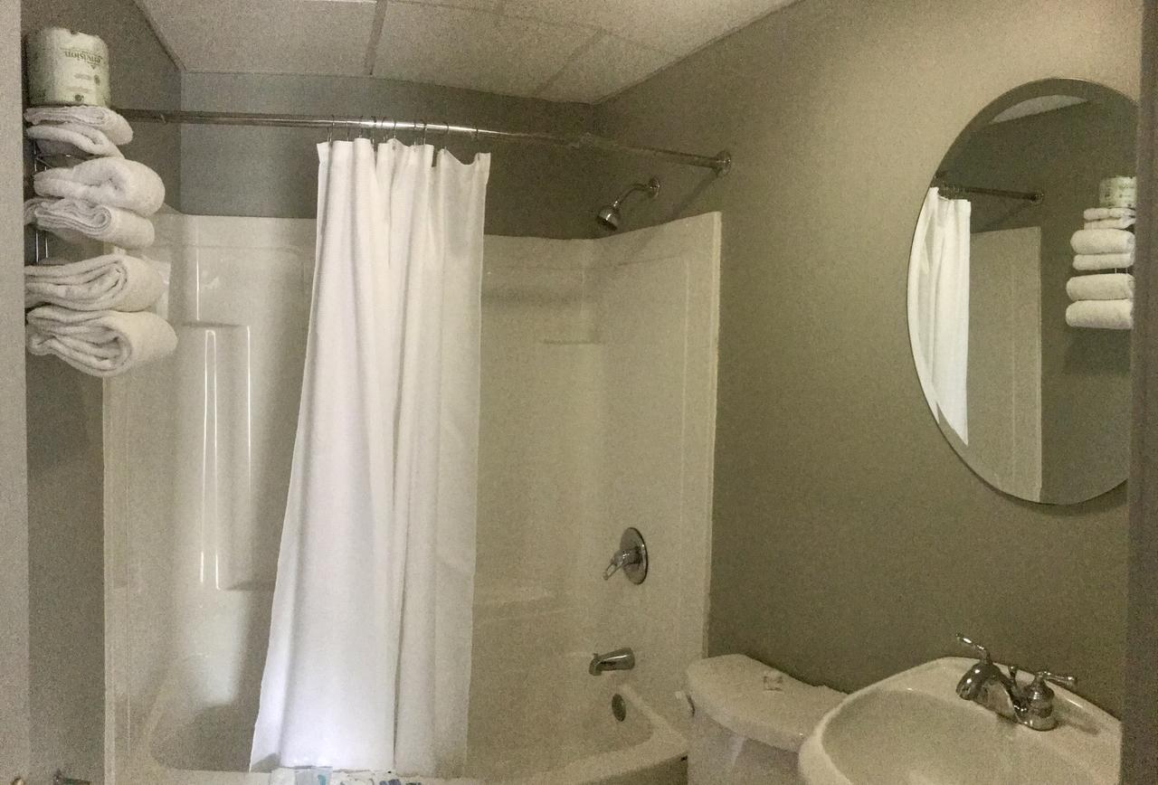 Economy Inn Alfred 외부 사진